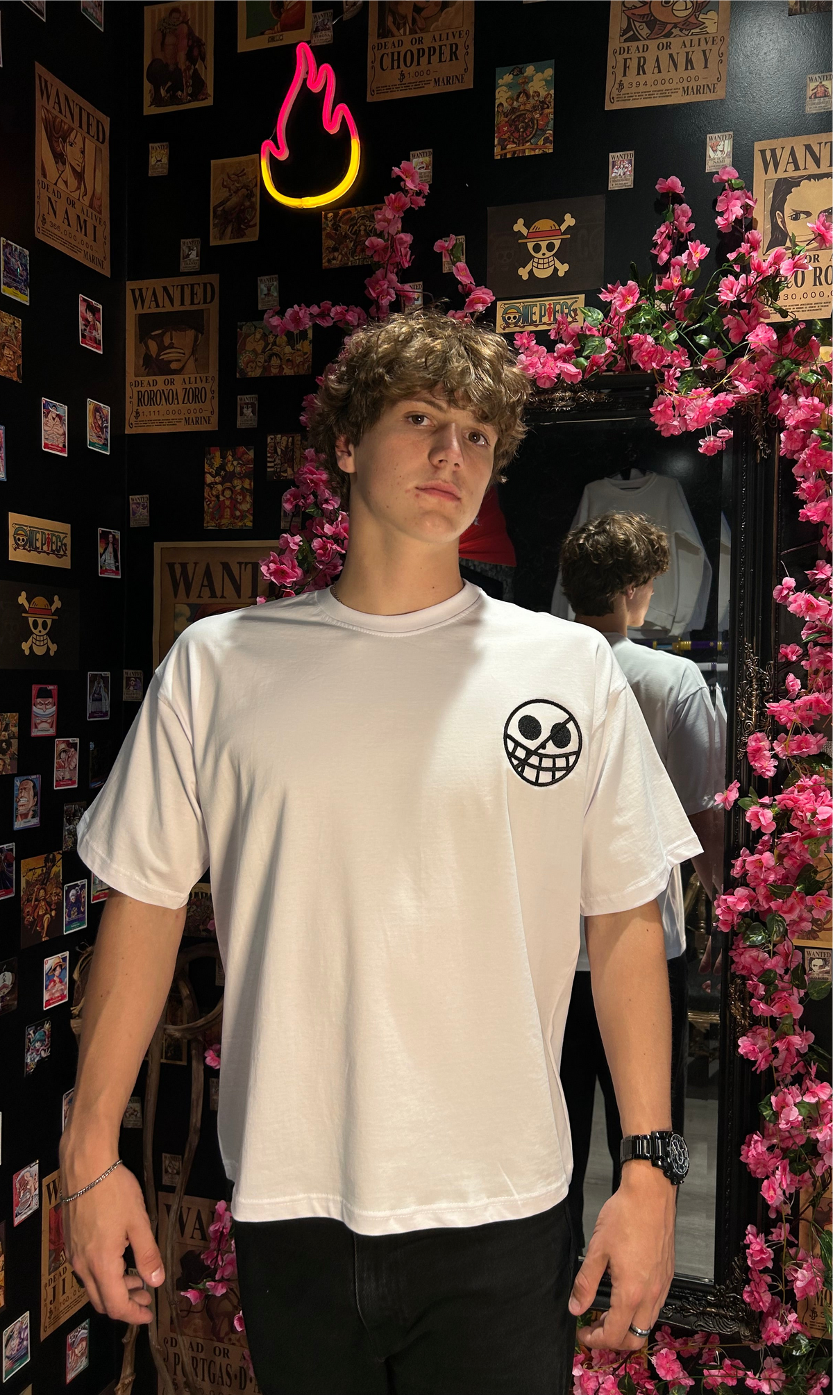 One Piece Embroidered T-Shirt – Donquixote Emblem
