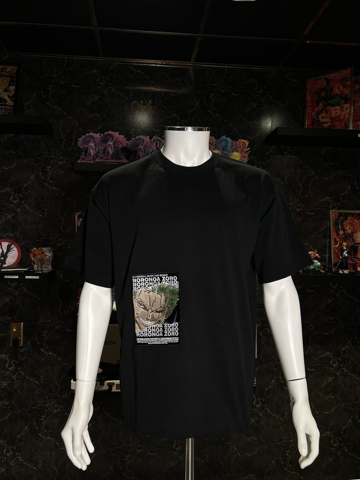 One Piece Embroidered T-Shirt – Zoro