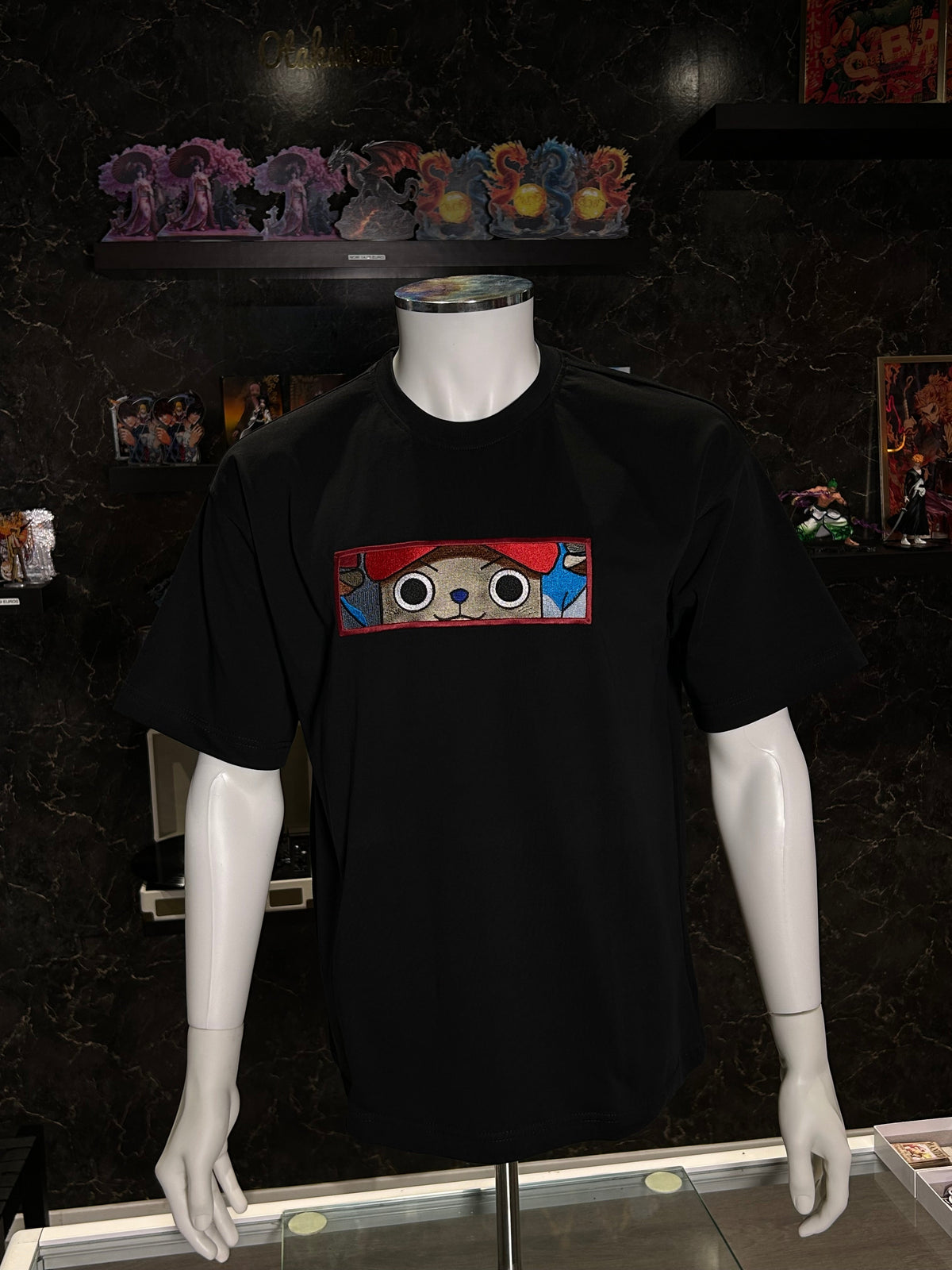 One Piece Embroidered T-Shirt – Tony Tony Chopper
